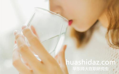 2018年華東師范大學(xué)在職研究生還在招生嗎?